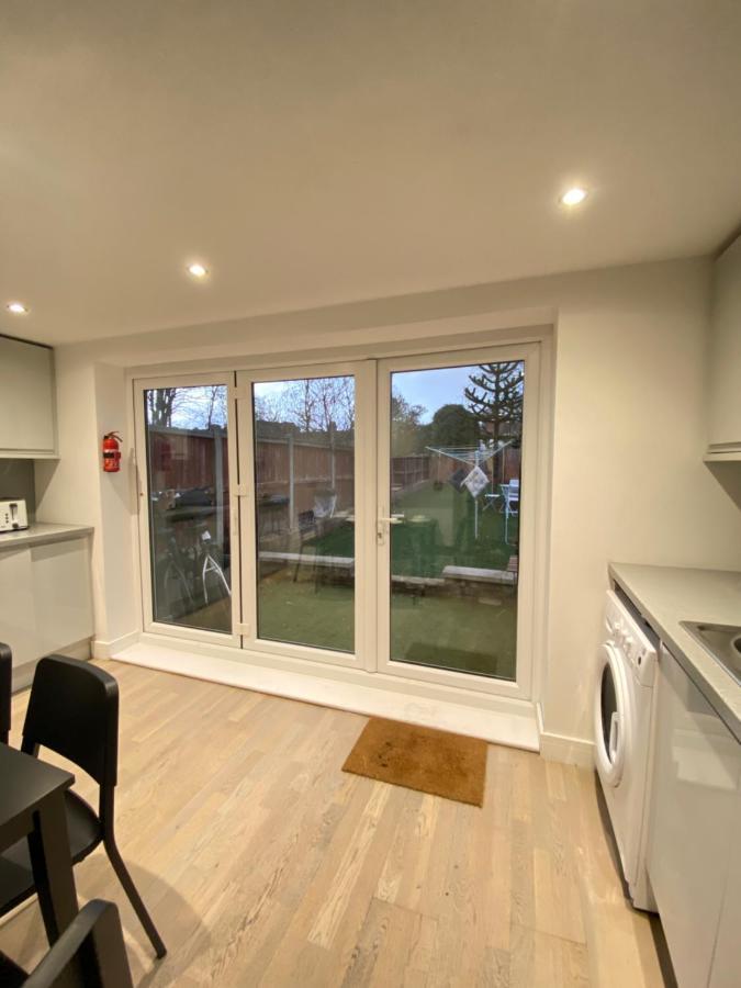 Cozy En-suite Near Stratford Gasthof *