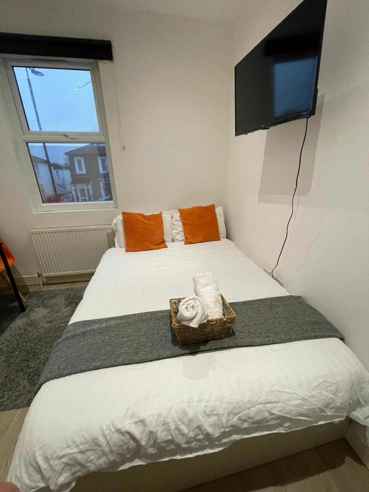 Cozy En-suite Near Stratford Gasthof *